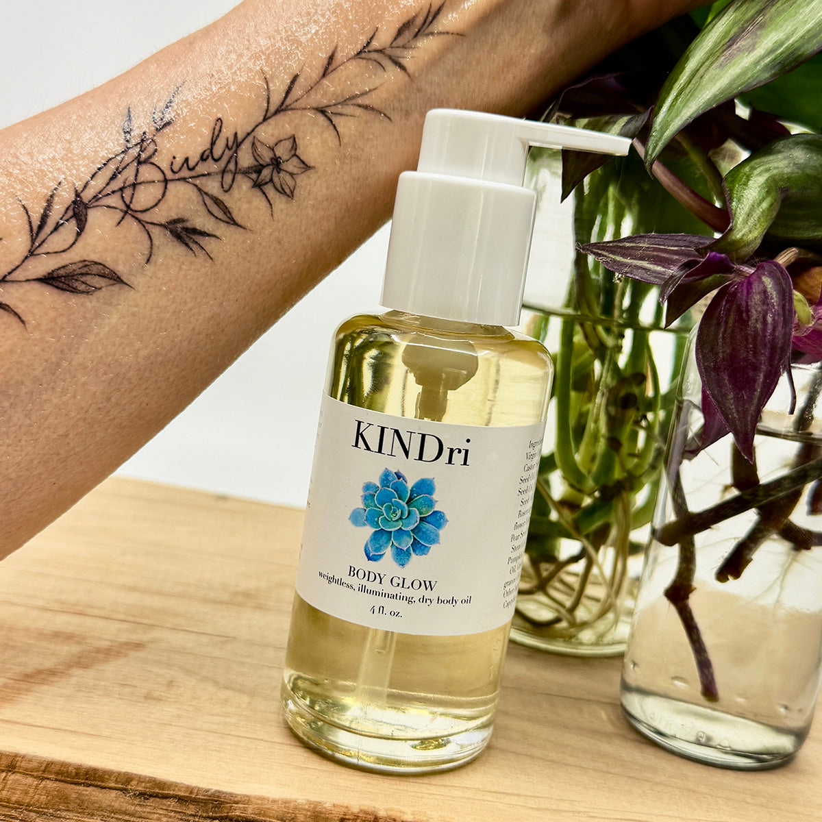 NEW! organic beauty oil body glow (new bottle)